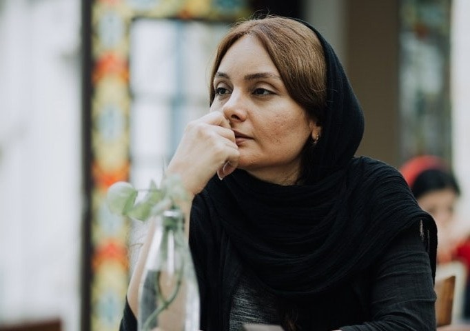 الهام – ۳۴ ساله، ساکن سعادت‌آباد
