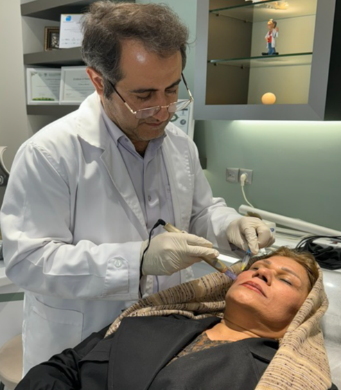 مراقبت‌های بعد از مزونیدلینگ؛ هر آنچه بعد از درمان باید بدانید.